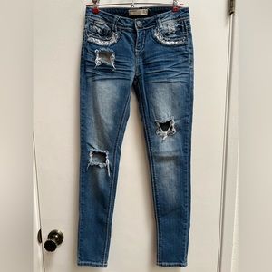 No Boundaries Jeans